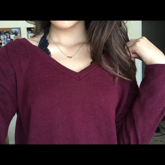 Red crop sweater - Picture 2 of 3